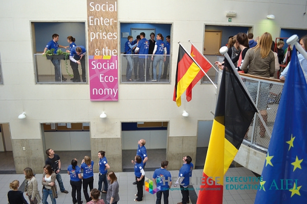 大使访问、国王视察,列日大学HEC列日高商“奥力给”!