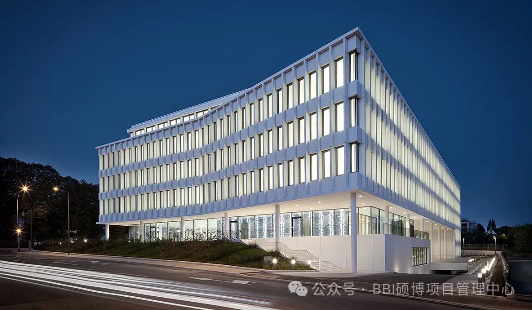 卢森堡：世界第二大投资基金中心的前世今生