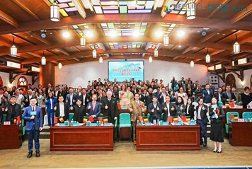 智汇未来!博士群英AI论道